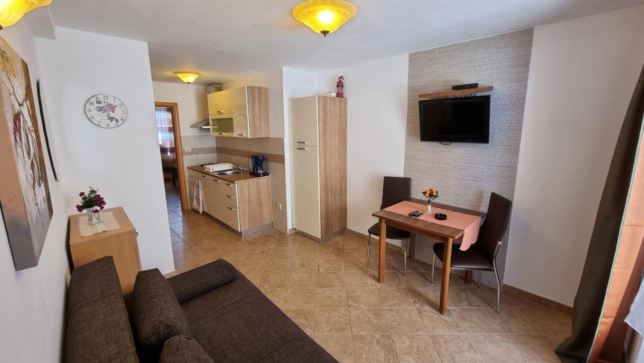 Apartmani Sidro マリンスカ エクステリア 写真